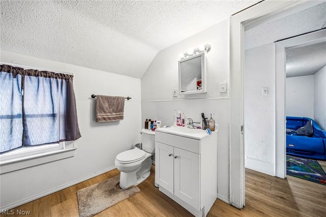 618 W 57th Street, Ashtabula, OH 44004