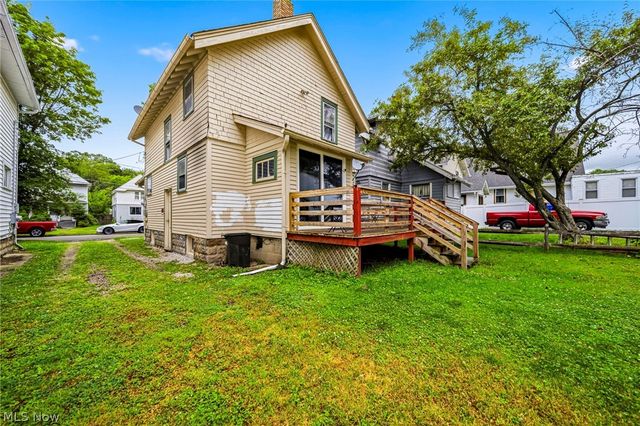 618 W 57th Street, Ashtabula, OH 44004