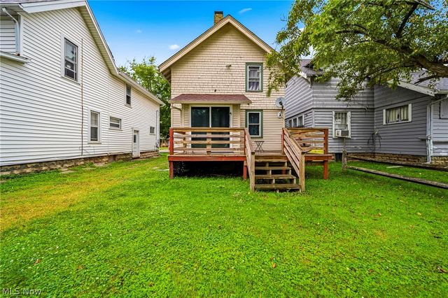 618 W 57th Street, Ashtabula, OH 44004