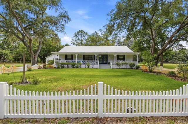 2910 FRITZKE ROAD, Dover, FL 33527