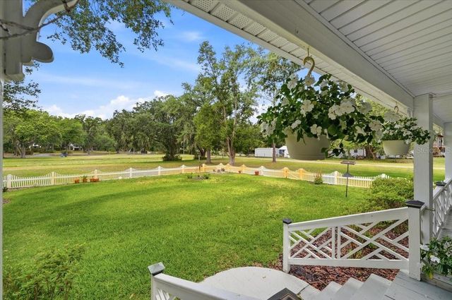 2910 FRITZKE ROAD, Dover, FL 33527