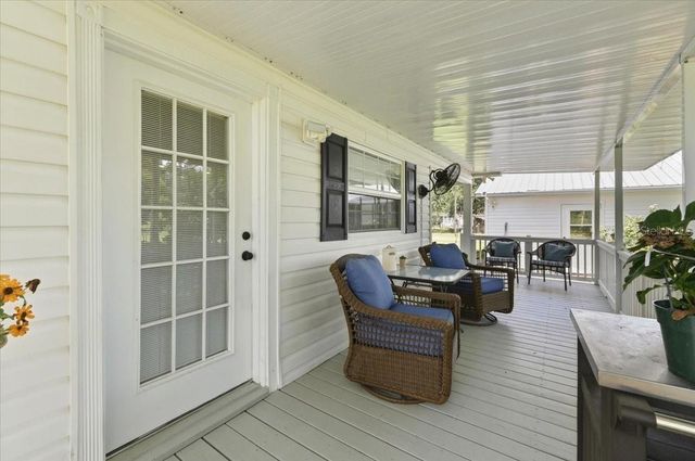 2910 FRITZKE ROAD, Dover, FL 33527