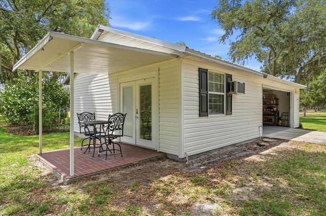 2910 FRITZKE ROAD, Dover, FL 33527