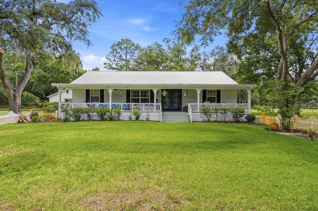 2910 FRITZKE ROAD, Dover, FL 33527
