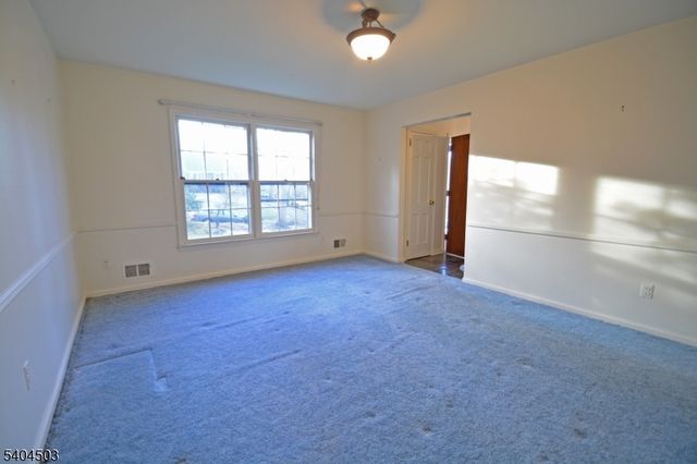 4 Tip Top Way, Berkeley Heights Twp., NJ 07922