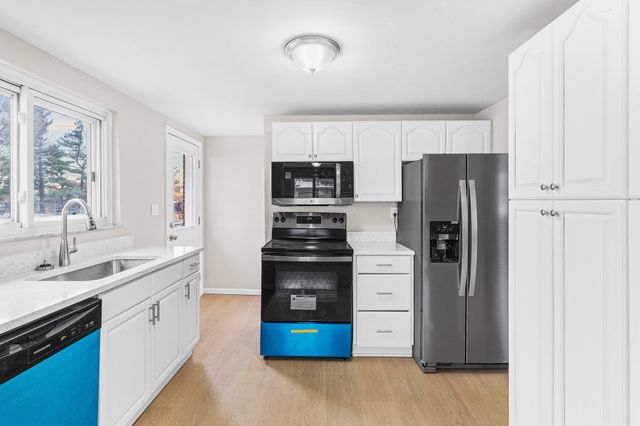 54 Miriam Drive, Florence, KY 41042