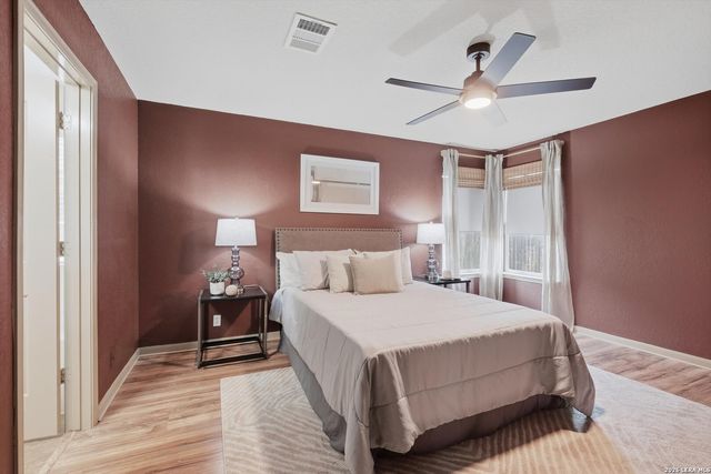 578 Briggs Dr, New Braunfels, TX 78130