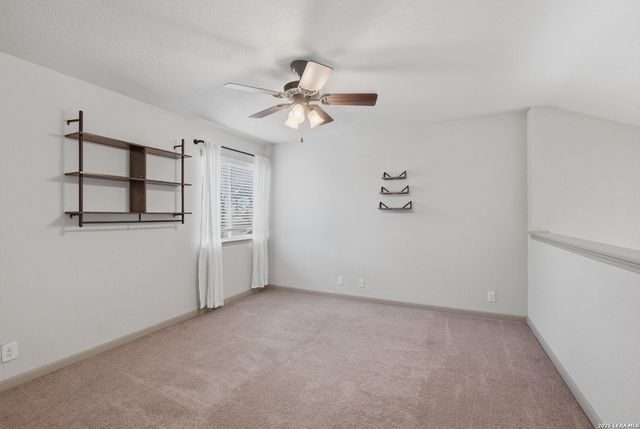 578 Briggs Dr, New Braunfels, TX 78130