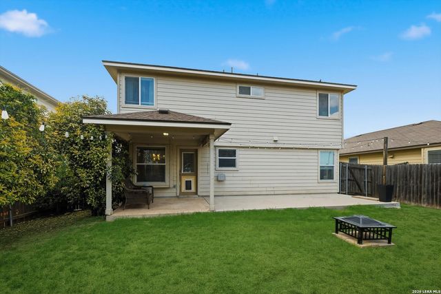 578 Briggs Dr, New Braunfels, TX 78130