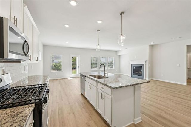 2374 Martin Spring Bend, Lawrenceville, GA 30045