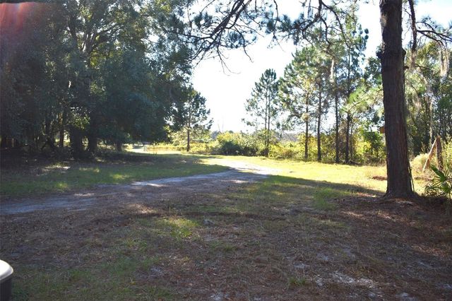 13800 COUNTY ROAD 450, Umatilla, FL 32784