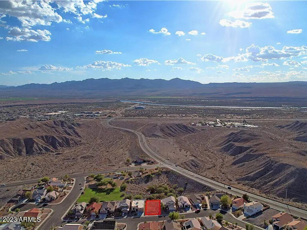 Image 2 of property listing at 3461 Beale Street 188, Bullhead City, AZ 86442
