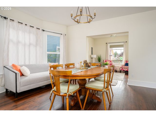 4824 Ne 8TH Ave, Portland, OR 97211