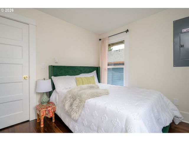 4824 Ne 8TH Ave, Portland, OR 97211