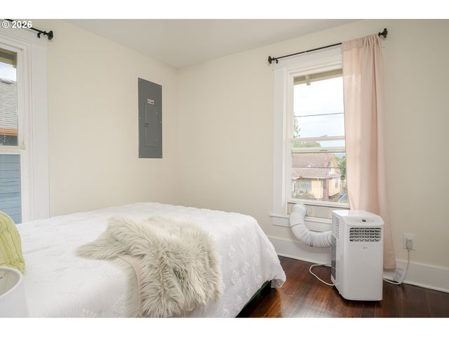 4824 Ne 8TH Ave, Portland, OR 97211