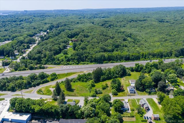 28 Otrobando Avenue, Norwich, CT 06360