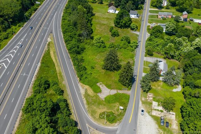 28 Otrobando Avenue, Norwich, CT 06360