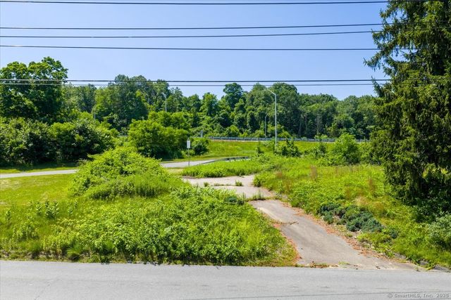 28 Otrobando Avenue, Norwich, CT 06360