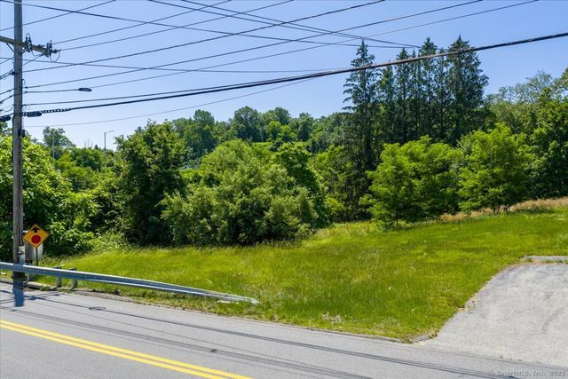 28 Otrobando Avenue, Norwich, CT 06360