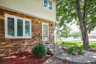 204 Holiday Circle 26, West Des Moines, IA 50265