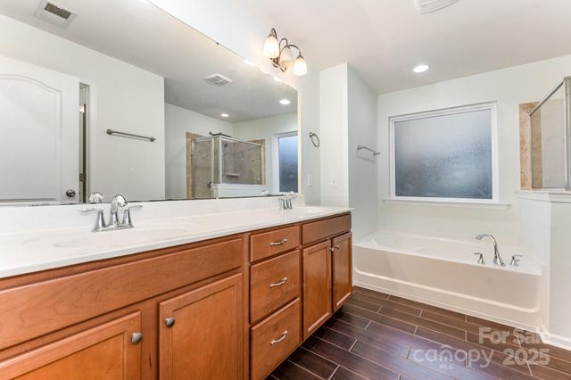 4813 Samuel Pinckney Drive, Belmont, NC 28012