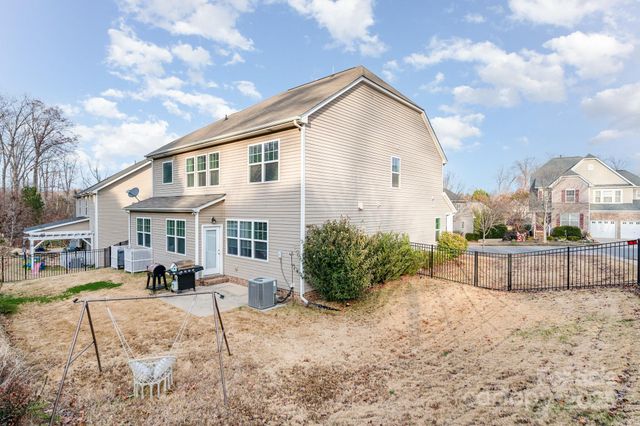 4813 Samuel Pinckney Drive, Belmont, NC 28012