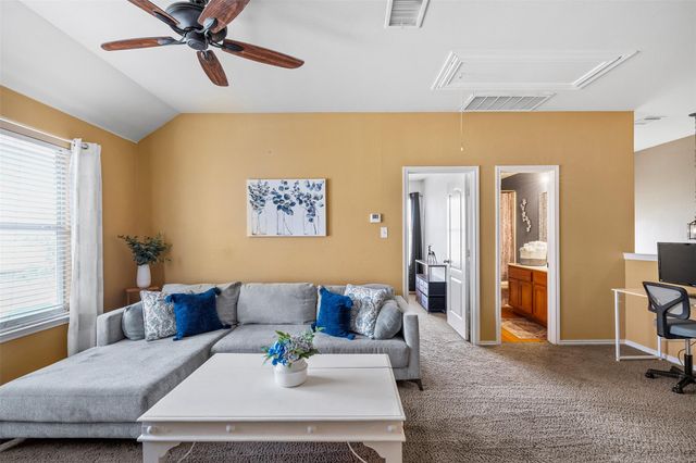 124 N Field ST, Round Rock, TX 78681