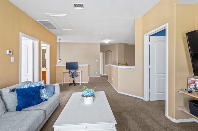 124 N Field ST, Round Rock, TX 78681