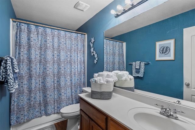 124 N Field ST, Round Rock, TX 78681