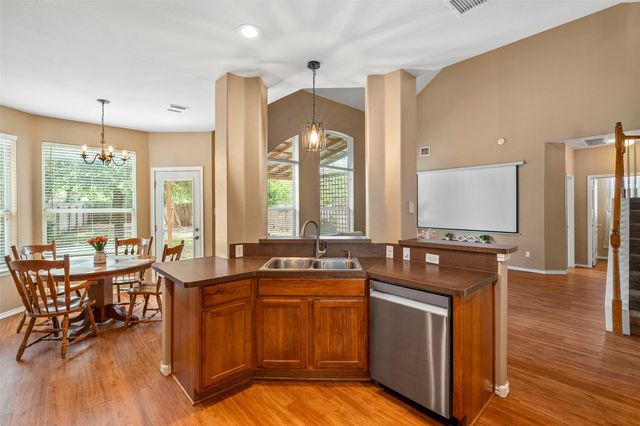 124 N Field ST, Round Rock, TX 78681