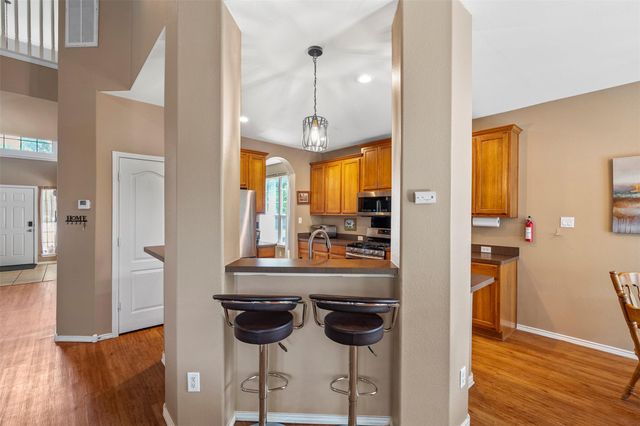 124 N Field ST, Round Rock, TX 78681
