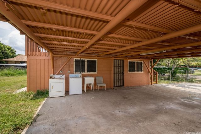 85-918 Lihue Street B, Waianae, HI 96792