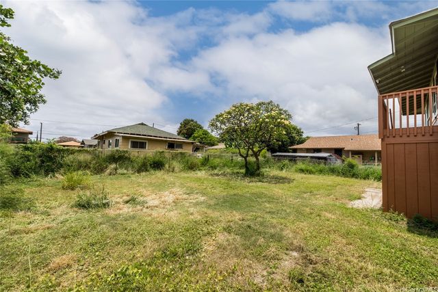 85-918 Lihue Street B, Waianae, HI 96792
