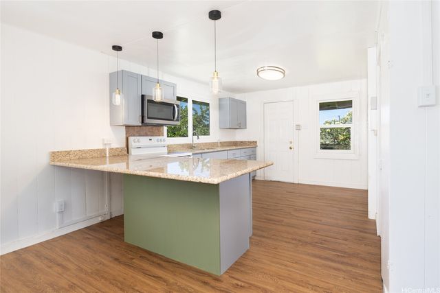 85-918 Lihue Street B, Waianae, HI 96792