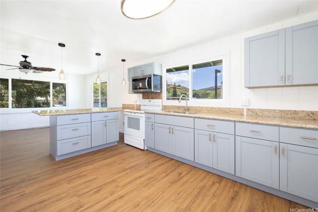 85-918 Lihue Street B, Waianae, HI 96792