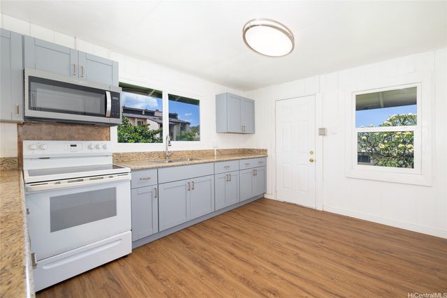85-918 Lihue Street B, Waianae, HI 96792
