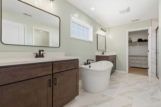 6644 W 160th Place, Lowell, IN 46356