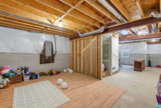 6644 W 160th Place, Lowell, IN 46356