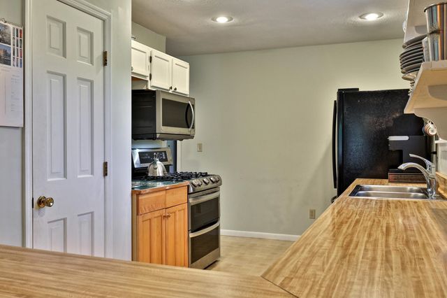 185 Beans Bridge Road, Rochester, VT 05767