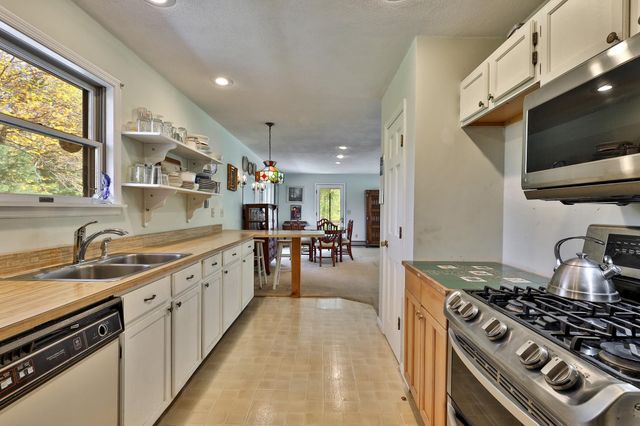 185 Beans Bridge Road, Rochester, VT 05767