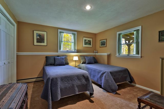 185 Beans Bridge Road, Rochester, VT 05767