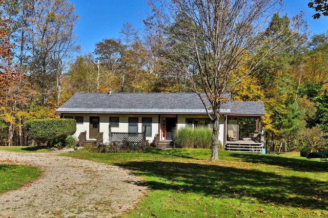 185 Beans Bridge Road, Rochester, VT 05767