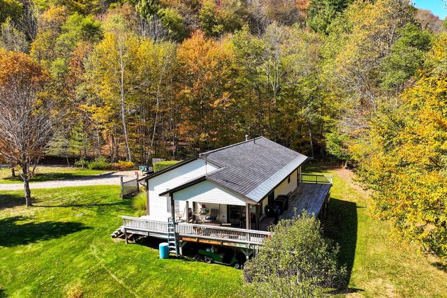 185 Beans Bridge Road, Rochester, VT 05767