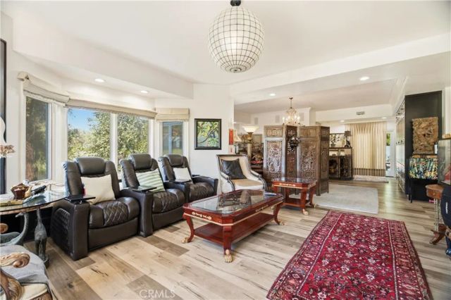 1 Royal Saint George, Newport Beach, CA 92660