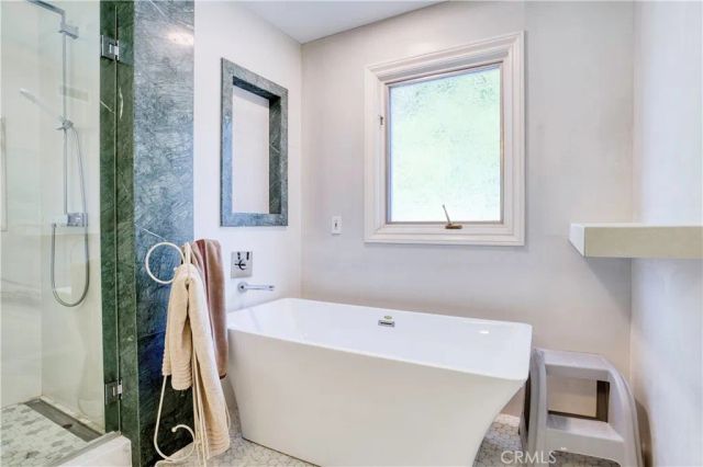 1 Royal Saint George, Newport Beach, CA 92660