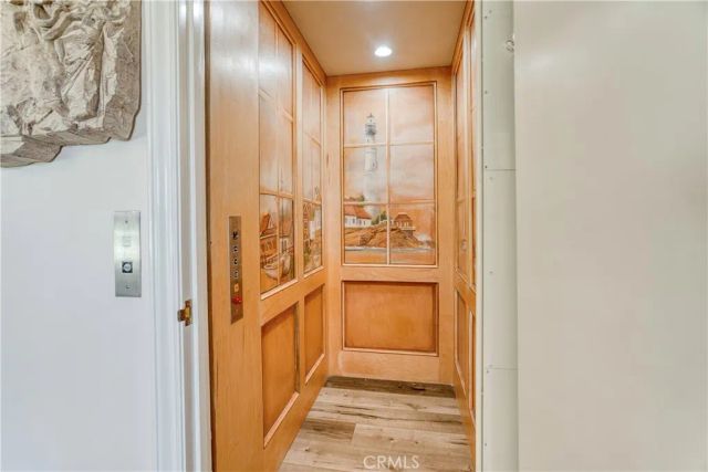 1 Royal Saint George, Newport Beach, CA 92660