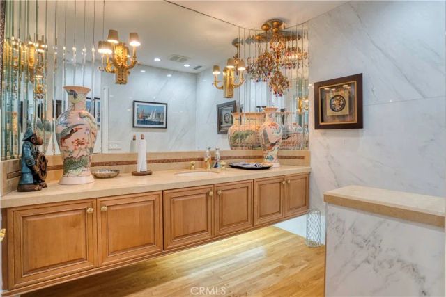 1 Royal Saint George, Newport Beach, CA 92660