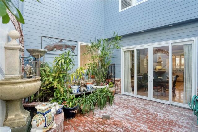 1 Royal Saint George, Newport Beach, CA 92660