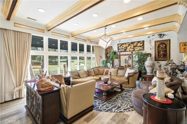 1 Royal Saint George, Newport Beach, CA 92660