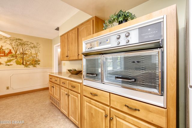 308 Navajo Avenue, Ormond Beach, FL 32174